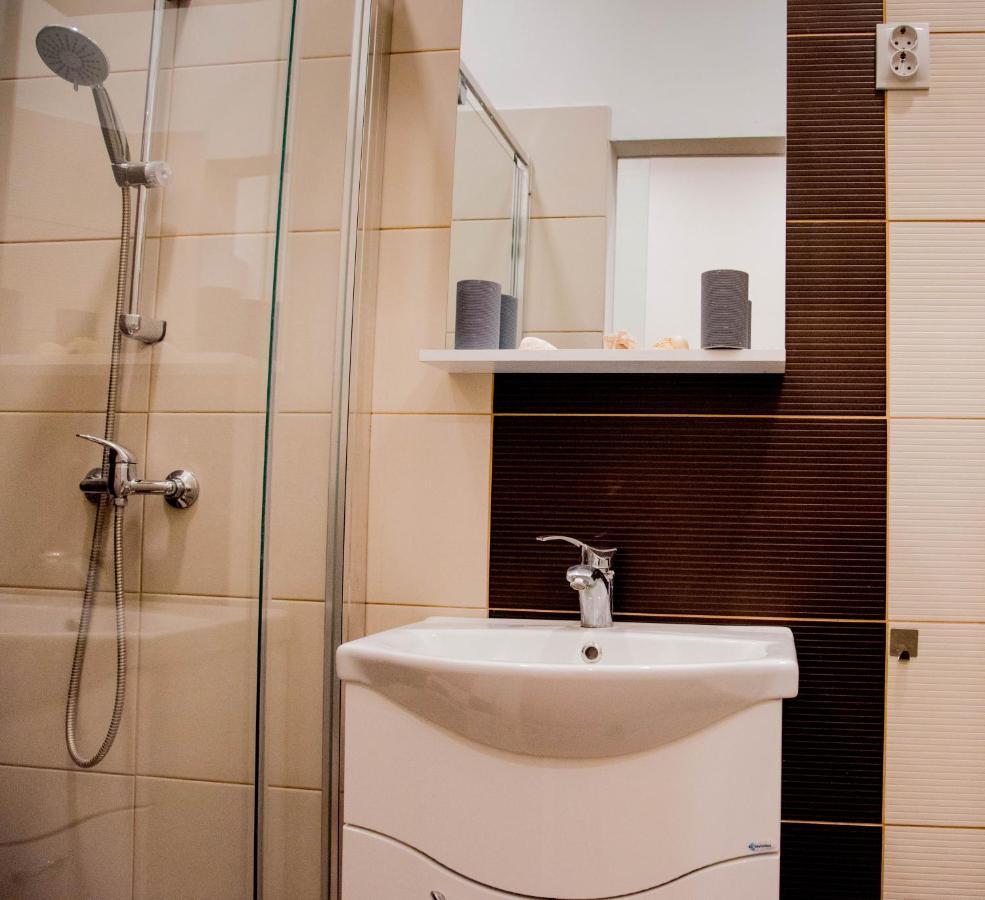 בודפשט Molnar Apartment Cozy City Center Retreat For 2 Ac & Perfect Location! מראה חיצוני תמונה
