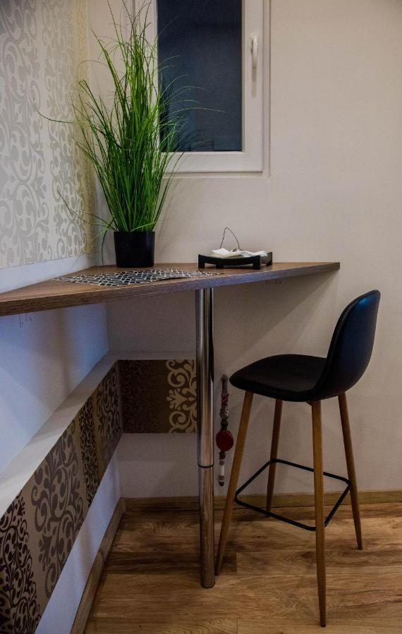 בודפשט Molnar Apartment Cozy City Center Retreat For 2 Ac & Perfect Location! מראה חיצוני תמונה